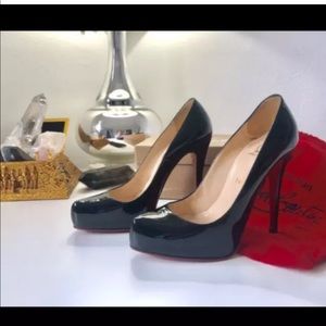 Christian Louboutin Red Bottoms Size 38 Black